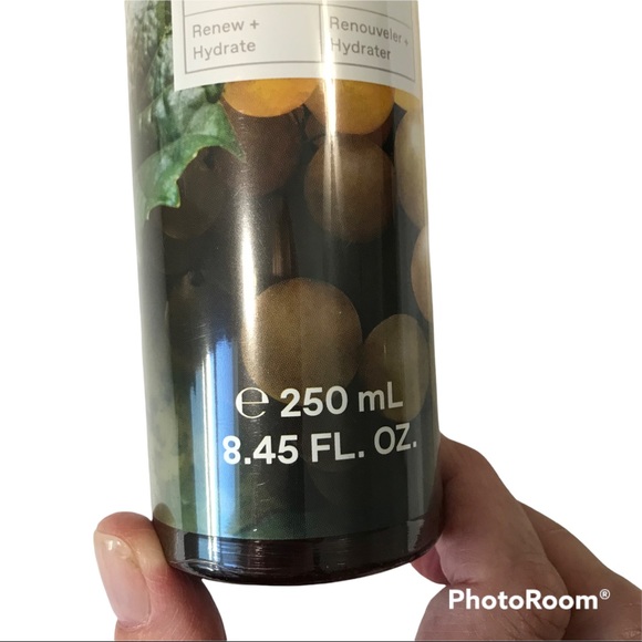 Korres Renewing Body Cleanser 8.45 Fl Oz - Picture 3 of 6